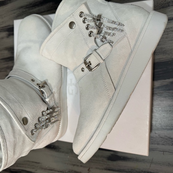 UGG Women's Karisa Everlasting Swarovski Glitter Charm Boots In White Size 10 - Picture 4 of 16